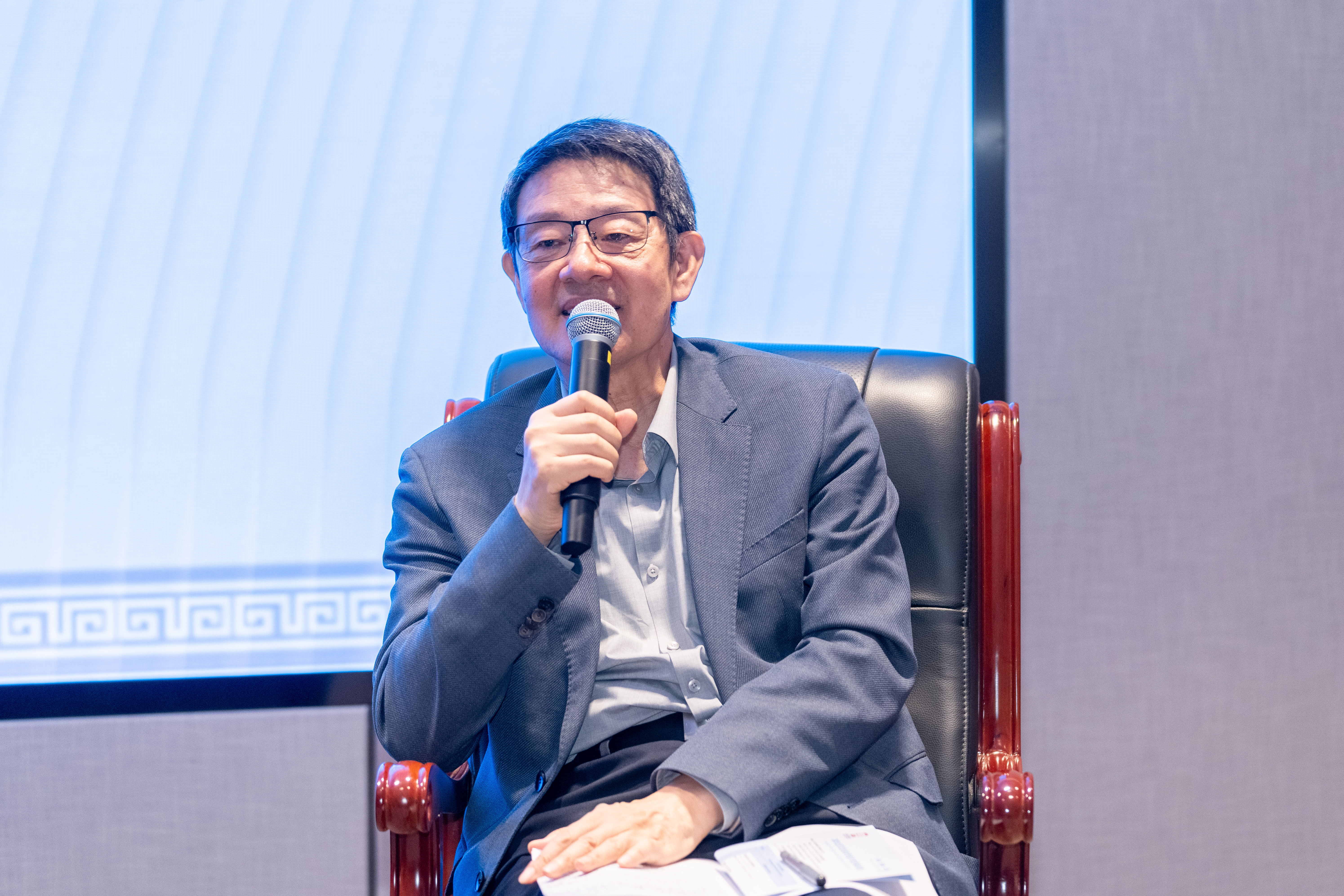我院承办2025北京文化论坛“基于历史、文学、文化等多维视角拓展中外人文交流”专业沙龙